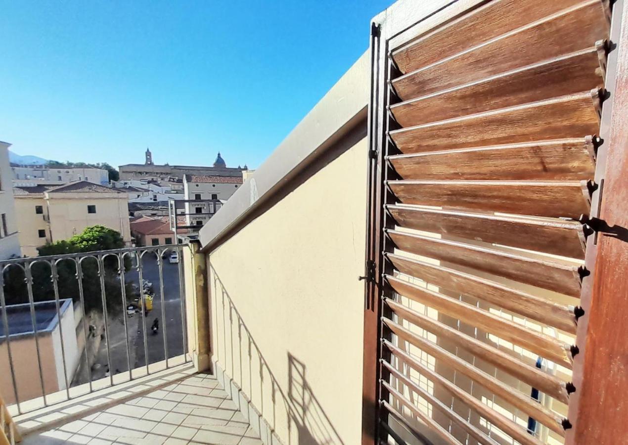 Terrace With View Attic In Old Town Ballarhome 팔레르모 외부 사진